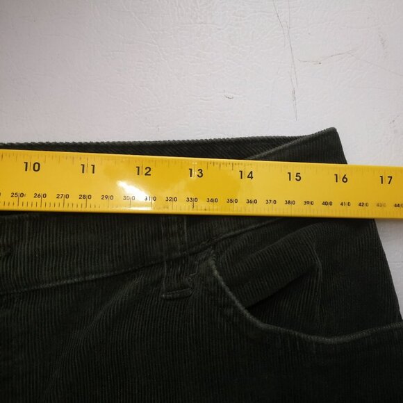 St. John's Bay Stretch Ladies Size 12 Olive Green Straight Legs Corduroy Pants - Picture 10 of 12